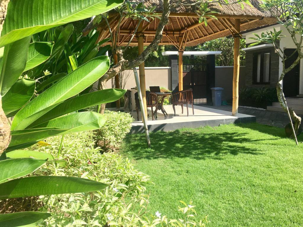 The Celuk Homestay Jimbaran Zewnętrze zdjęcie